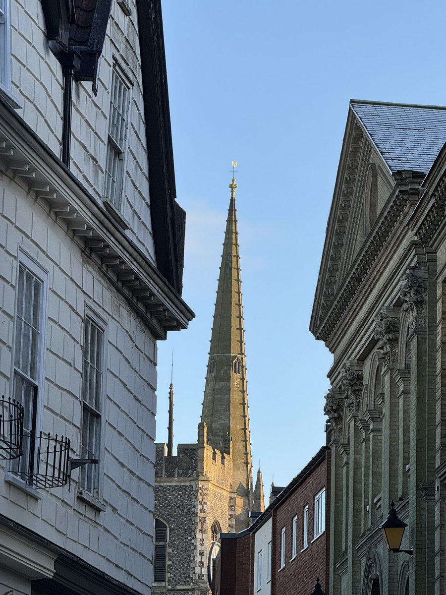 Can you name the church showing off its heavenly light this morning? #Norwich