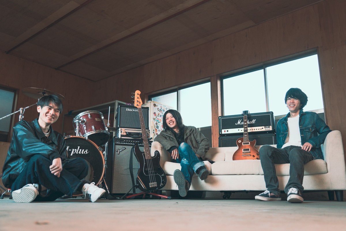 あけましておめでとうございます‼️

昨年はMVやシングルリリースなど
たくさんの方々に支えて頂き、バンドとして大きく前進できた1年となりました🚀

今年もたくさんの人に出会えますように☮️

G-OZをよろしくお願いします🙇‍♂️

🎍アー写公開🎍
撮影:編集 <a href="/Sue8dr/">TAISHI SUEHIRO</a>