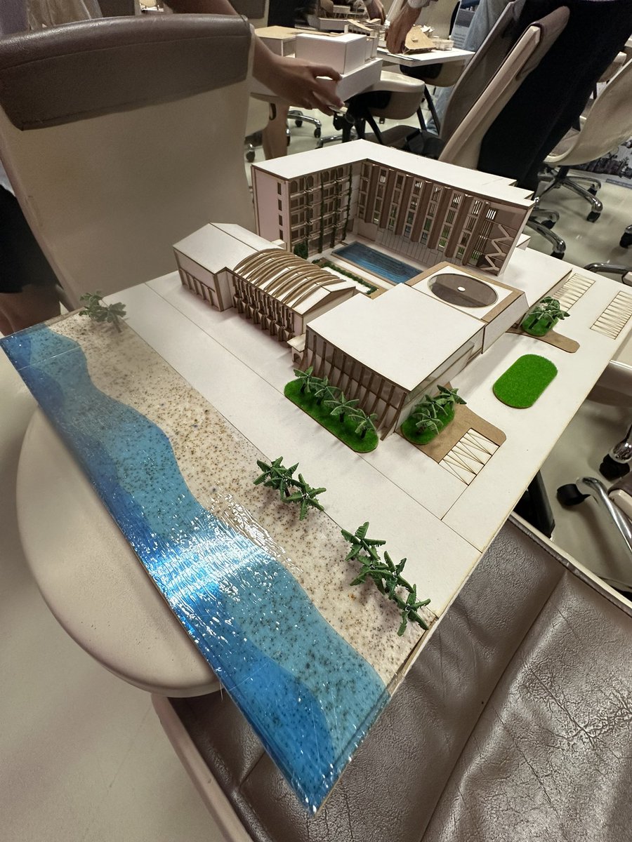 3InJapan's tweet image. POV: ตัดมือ vs เลเซอร์คัท ทำไมตัดมือแล้วมันสวยกว่านะ55555