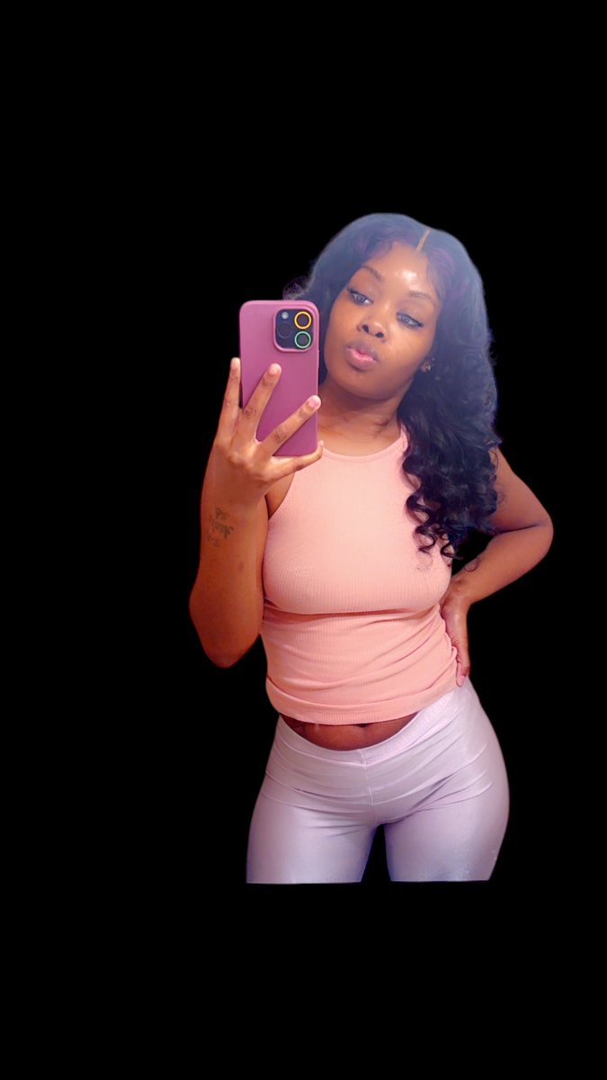 Domaaaaa_'s tweet image. last night was toooo damn lit for me😂 #insideactivity 🍿🎥🍷