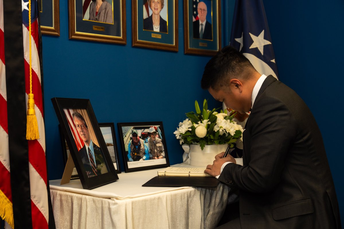In honor of former President Carter, we opened a condolence book for messages from Mongolian and foreign officials.  Members of the public can visit The Carter Center’s online condolence book and post a message there.
secure.cartercenter.org/site/SSurvey?A…