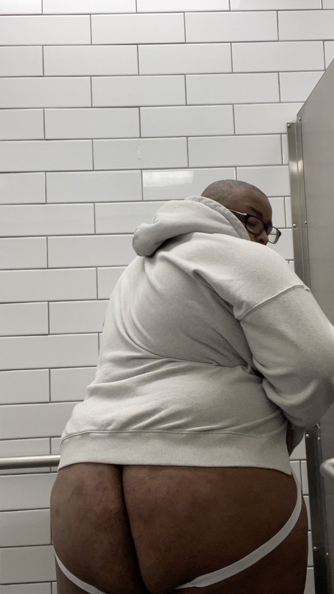 First post of the new year 🤤🤤🤤🤤