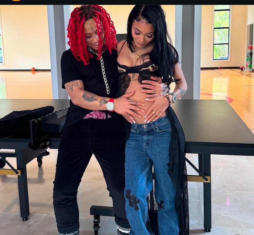 KiisFMUg's tweet photo. #coileray announces she’s pregnant, expecting her first baby with #trippiered .
#kiis100
#hothitsforkampala https://t.co/dXQROtuTo2