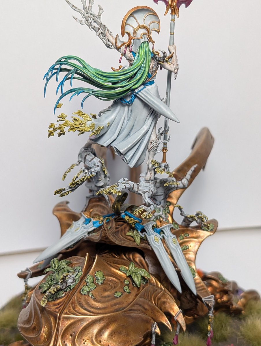 ReachForTheLol's tweet photo. #FineFaunart #HoloHammer
I speedran to finish this before her graduation. 
Fauna the Everqueen https://t.co/Ct6heyHIgO