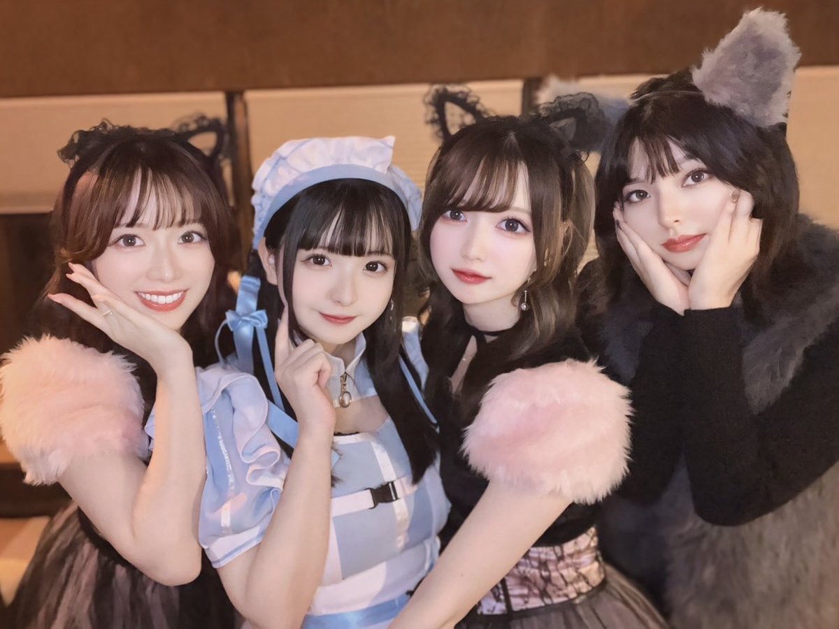 あけましておめでとうございます🎀

2月4日夜、6人でLIVEでます。
初メン…てか、ほぼバニずぎて🍯🐰
ぜひ空けておいてくれると嬉しいです！

今年もよろしくお願いします💜