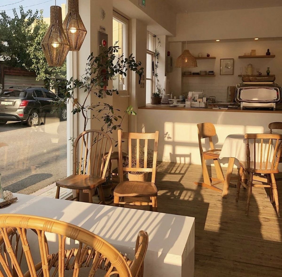 explored around today~ hope i can enjoy the town with company soon 🤎🧁
