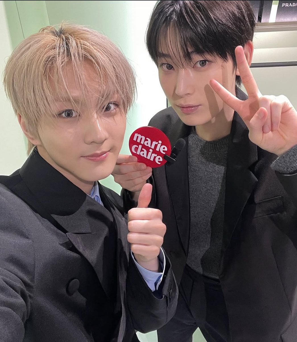 pocketzgallery's tweet photo. WE GOT SUNWON SELCA OH MY GOD IM SCREAMING????? https://t.co/KvNTZPNNHw