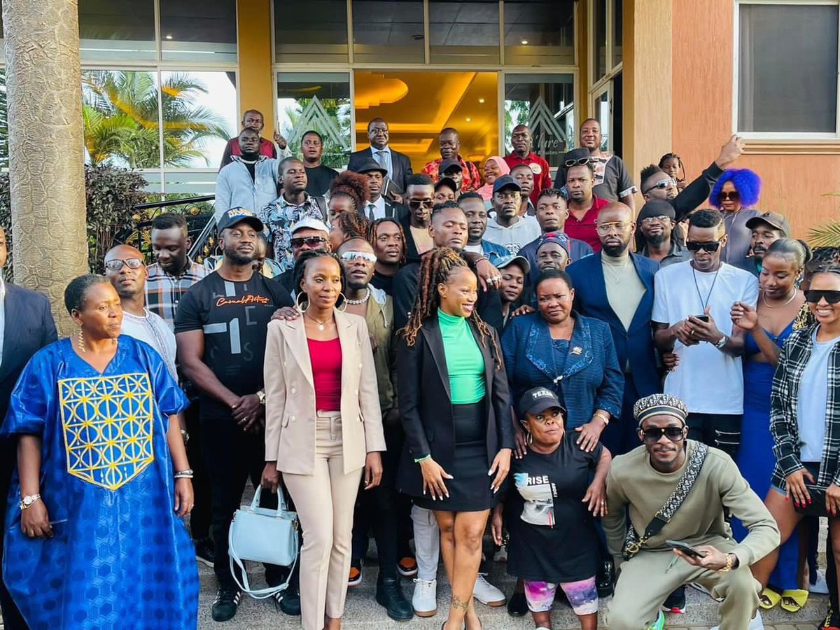 A federation that doesn’t call out an artist who goes disrupting events and concerts, what’s that for?