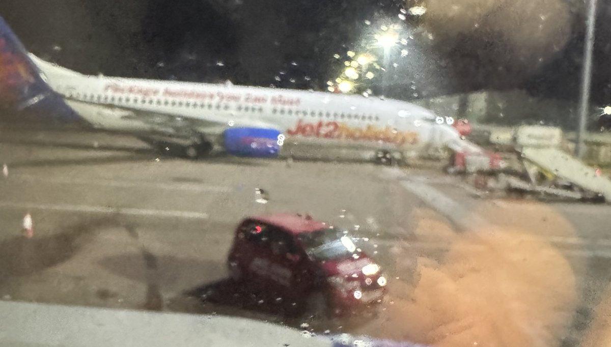 rugbyleaguelady's tweet photo. When you can fly to see friends in Spain cheaper than a train to London ๐ weekend away before back to work! #lastmin https://t.co/ho3kqAruS9