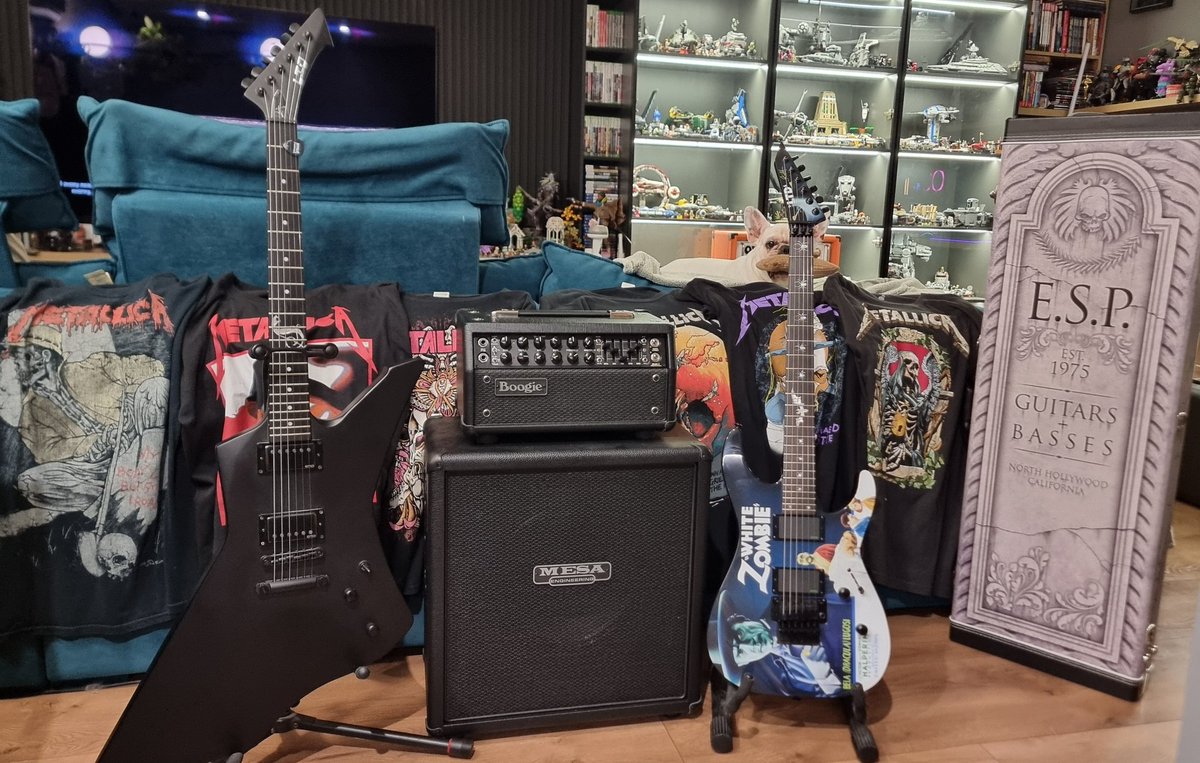 johnshepard21's tweet photo. Welcome home #metallica #esp #espltd #andjusticeforall #ridethelightning #killemall #whereverimayroam #mesaboogie #mesamarkv https://t.co/tDGgbozd2R
