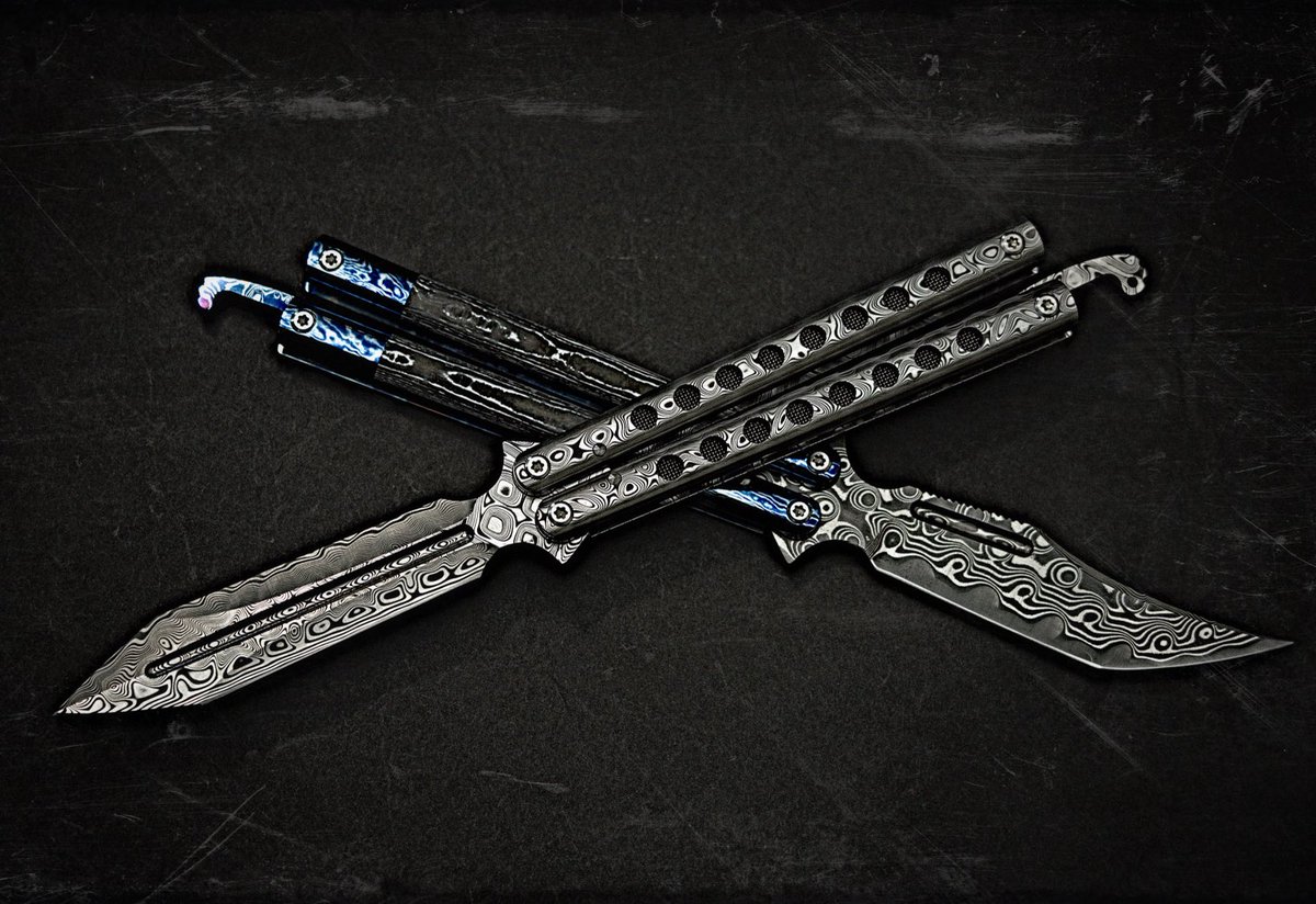 ExtremAddiction's tweet photo. Balisongs, #timascus #damascus #damasteel #zircuti #handmade #rogovets #custom #customknife  #balisong #balisongcommunity https://t.co/A6d2ryYnzD