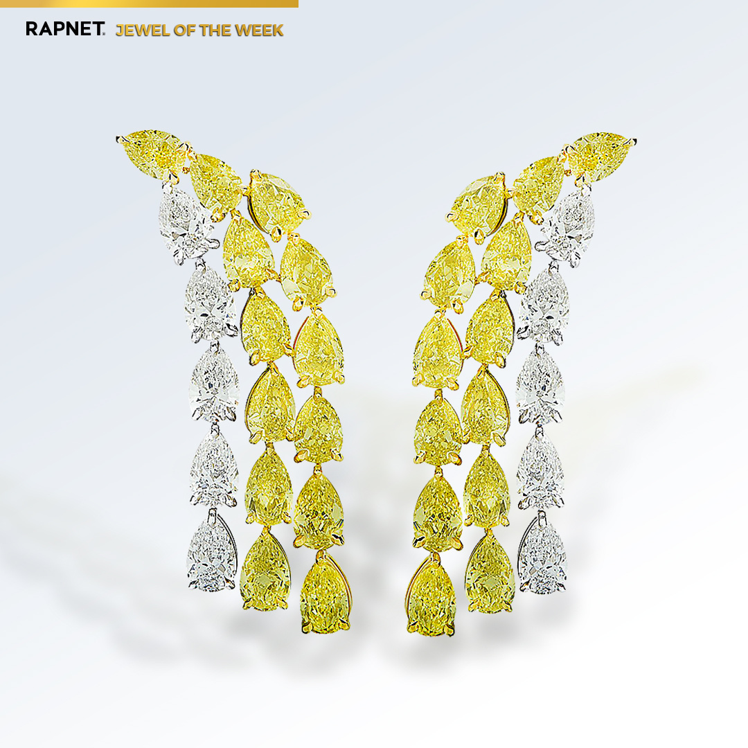 RapaportTrade's tweet photo. ⭐ #RapNet Jewel of the Week ⭐
This Platinum and 18K yellow gold dangle earrings, listed by Vivid Diamonds Inc. on RapNet. Learn more about this piece on RapNet: https://t.co/SR8dykazhS
#RapNet #ExpensiveJewelry #Jeweloftheweek #diamondsandjewelry #getitonrapnet https://t.co/Hh36HzJwcb
