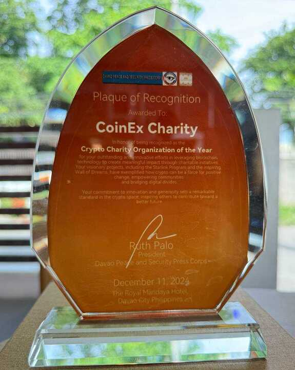 🎉Honored to receive the "Crypto Charity Organization of the Year" award from the Davao Peace and Security Corps! 🏆 This recognizes the impact of our “Starlink Program” in bridging the digital divide.
🌎As a flagship project of CoinEx Charity's “Bridge to Hope”, the “Starlink