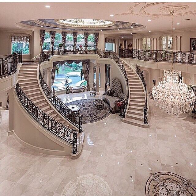 izzysaks's tweet photo. Choose a foyer https://t.co/1JIrbmYq4R