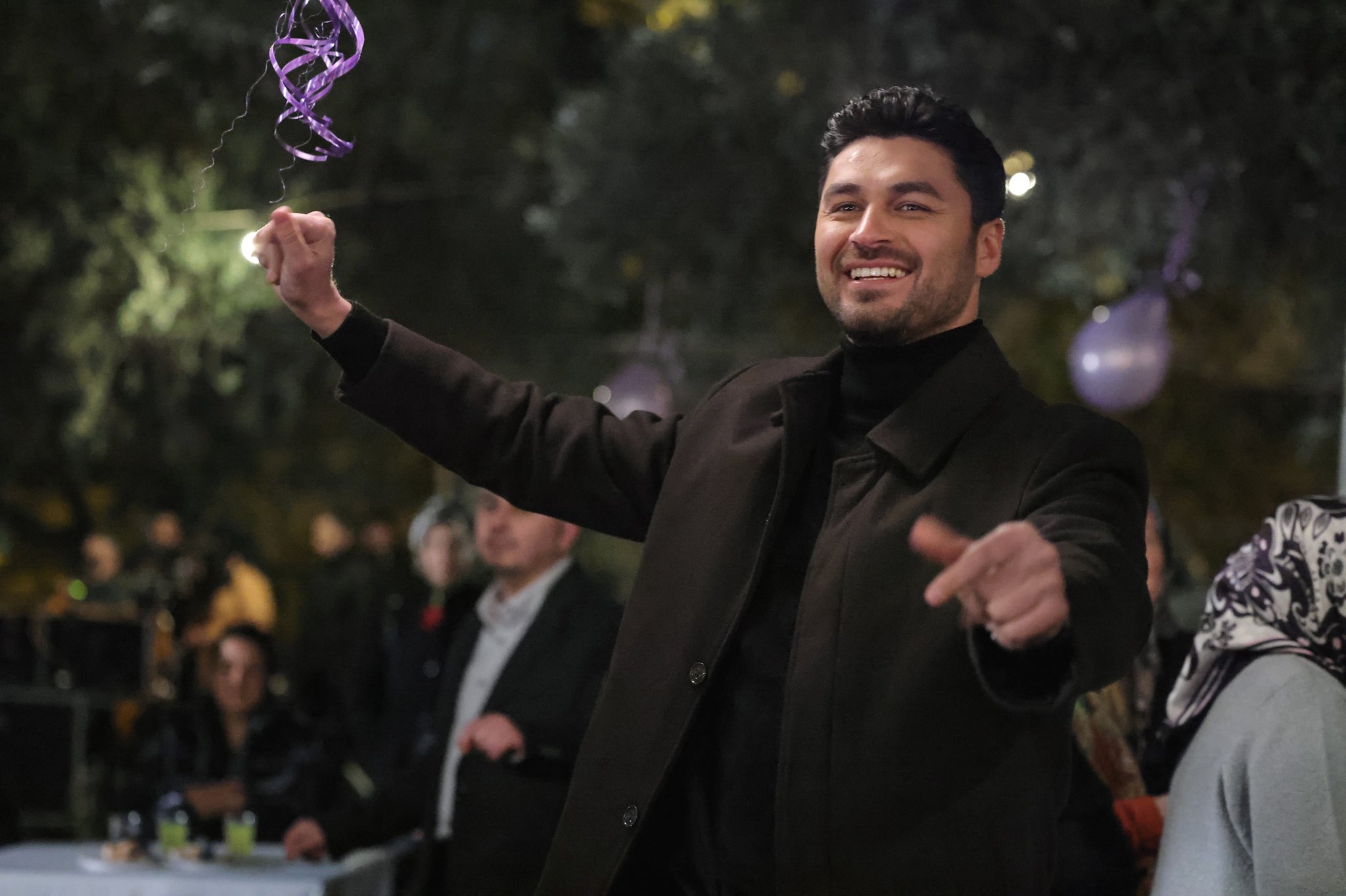 GgRdlsrWgAAkDxF?format=jpg&name=large