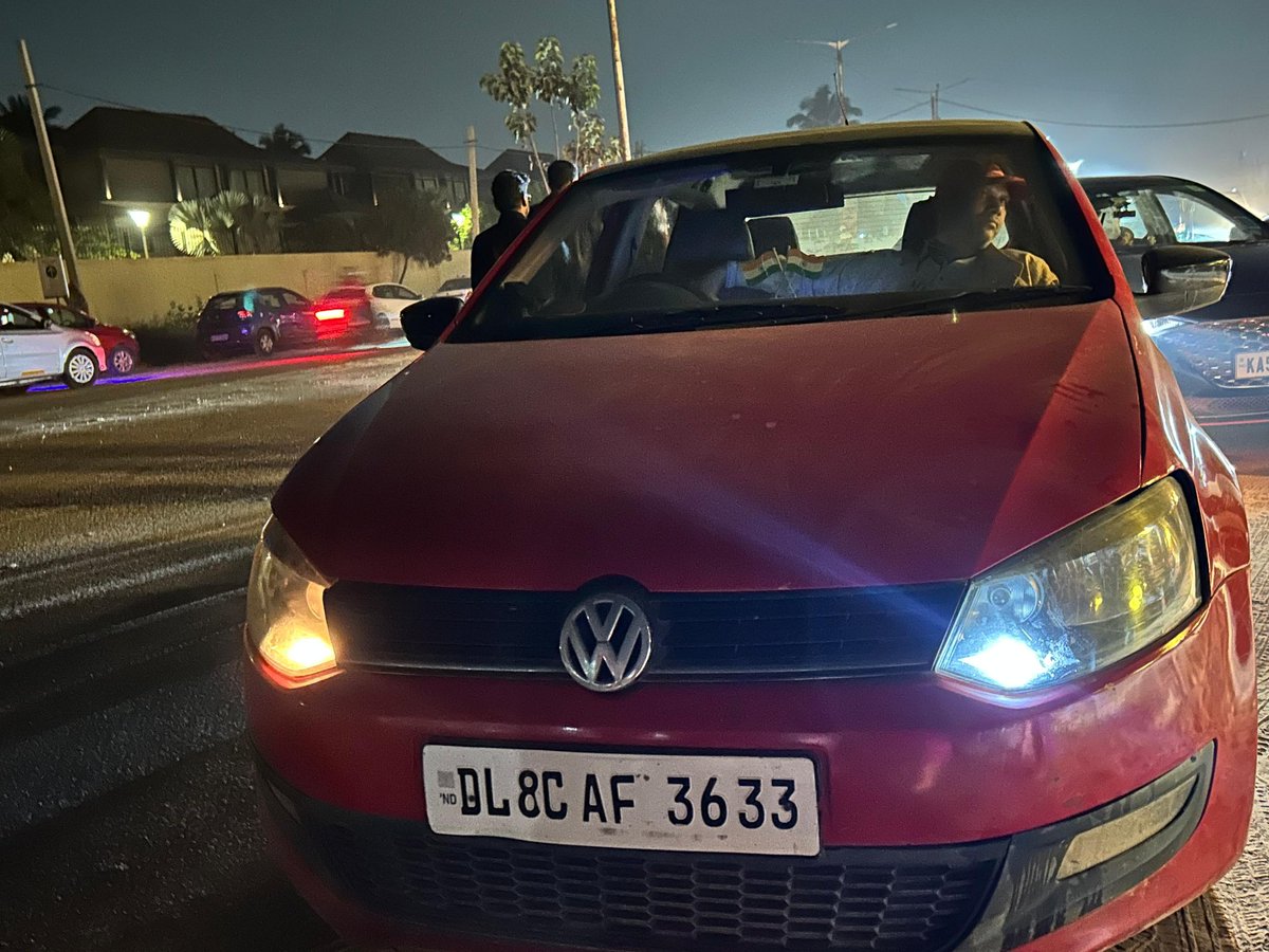 MachineniNitin's tweet photo. This car owner from Delhi was under the influence of alcohol and had bumped into my car near Nusa Bengaluru and failed to compensate with the damages that he has done to me. If you find this car around bangalore please report #Bengaluru  @BlrCityPolice https://t.co/0Z7KyrTe6E