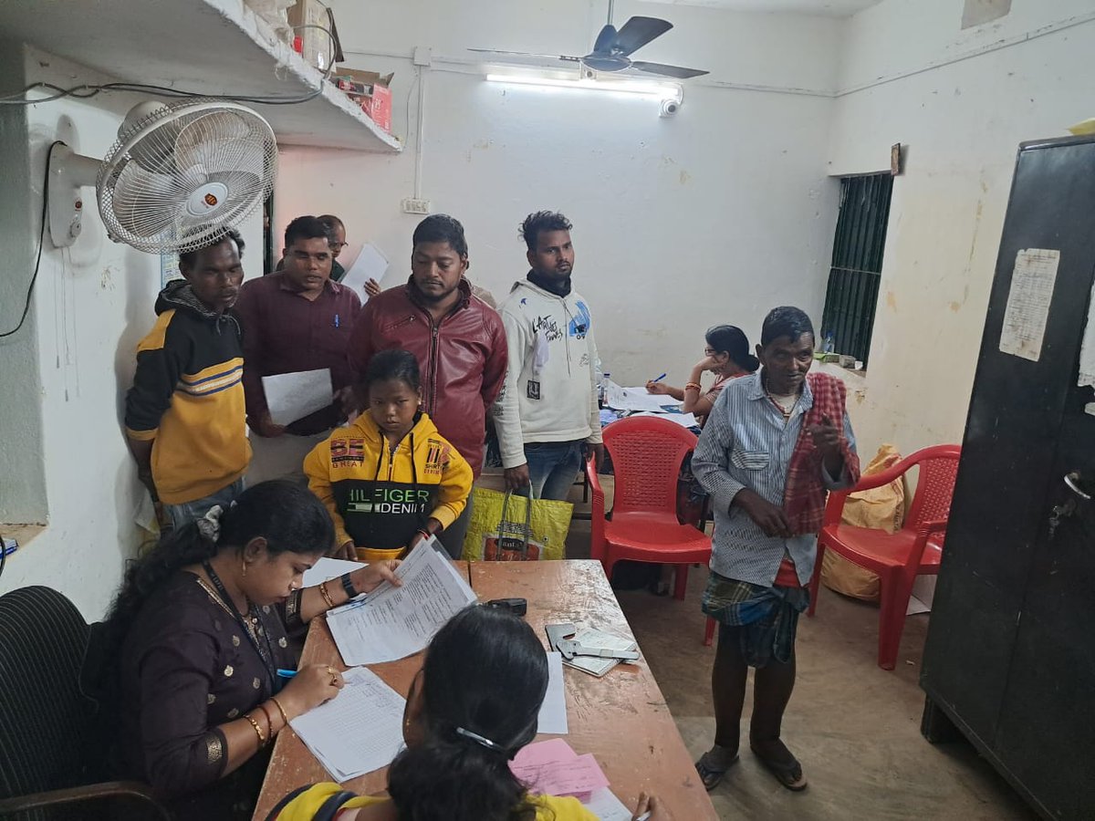 SSEPD2's tweet photo. The #BBSA camp is currently ongoing at Jatni Block, #Khordha District, focusing on empowering PwDs.
#AidsAndAppliances  #UDID #DisabilityCertificates #DisabilityRights  #Inclusion #DisabilityAssessment 
@CMO_Odisha @NityanandaBJP @niyati_pattnaik https://t.co/cIG8lTnpDo