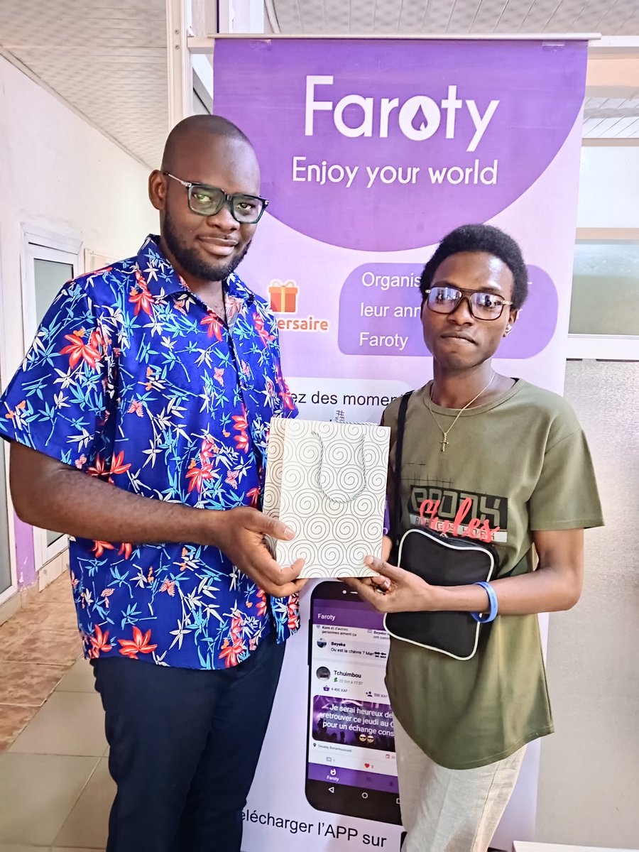 farotyMe's tweet image. FAROTY célèbre ses utilisateurs ! 🎉 La fintech camerounaise qui transforme la gestion financière continue de récompenser votre fidélité. Rejoignez le mouvement et profitez d&apos;avantages exclusifs ! 🚀

 #FAROTY #innovationfinancière