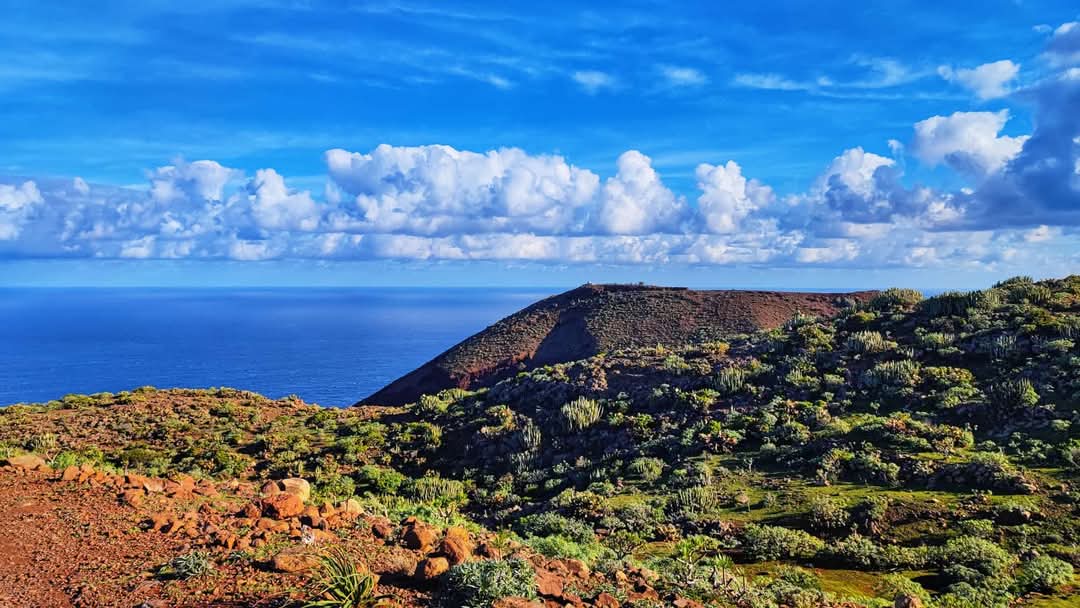 ¡Buenos días desde la Villa de #Garafía! 🍃 #LoNatural 🌊🌿☀️ #LaPalma [📸 Daina Sgobino]