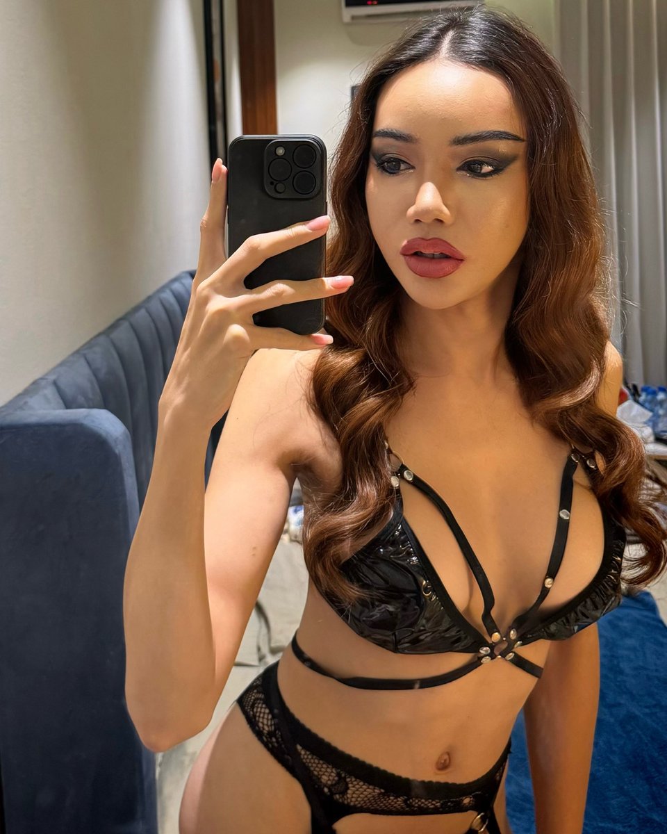 HAPPY NEW YEAR 2025🥰