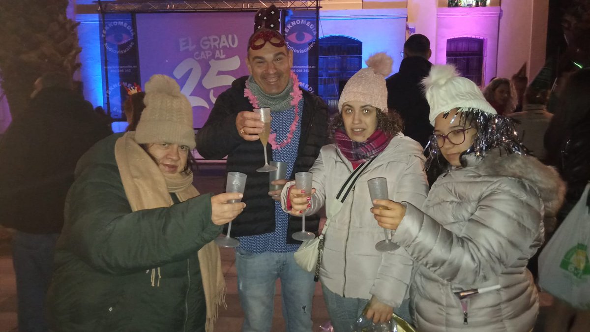 Afanias Castellón tweet media