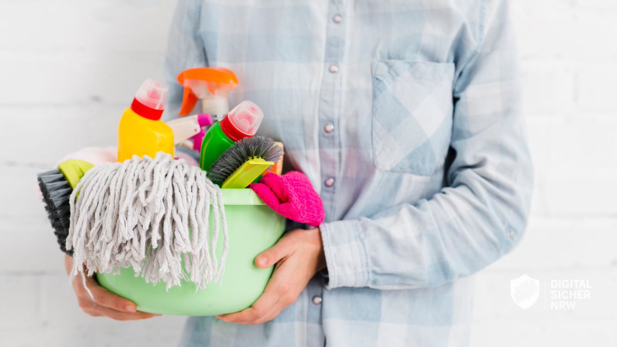 🧹 Ein digitaler Neujahrsputz ist genau das Richtige, um ins neue Jahr zu starten. Durch die digitalen Aufräumarbeiten verbessern Sie Ihre IT-Sicherheit. 👉🏼 bit.ly/3RSKXcs

Frohes neues Jahr 🎉

#digitalsicher #hello2025