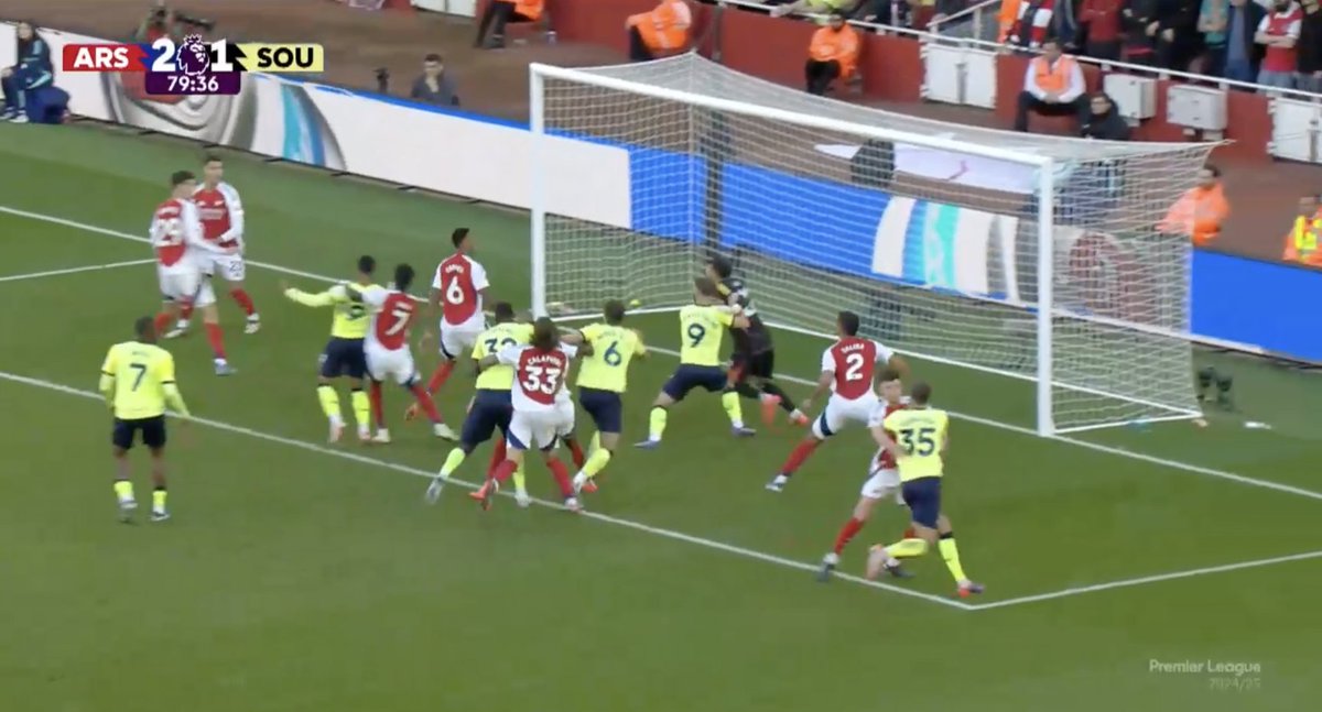 -I actually checked back if ARS faced anything like this - 47 corners ago v SOU - Armstrong has both arms on Raya (just like Saliba had yesterday v Flekken) - result: Raya misses the ball &amp; shot on post, ref says NO FOUL = LOOPHOLE