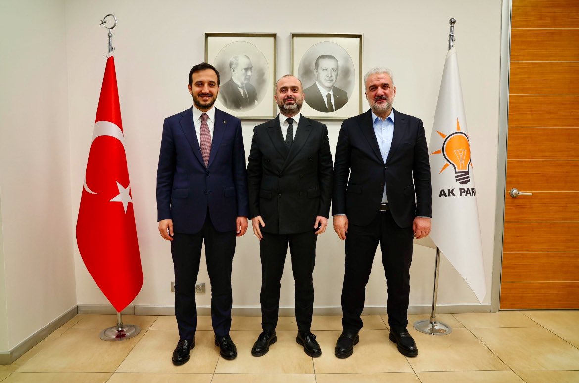 Fatih İlçe Başkan adayı olarak gösterilen <a href="/FatihKaraismail/">Fatih Karaismailoğlu</a> sevgili dostumu tebrik ediyor, Rabbimden muvaffakiyetler diliyorum.