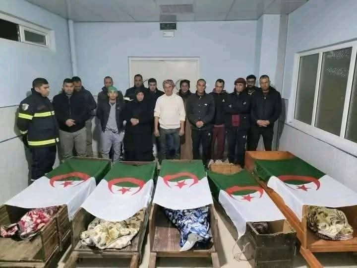 D'une famille entière de 6 membres, partis de Mostaganem pour rejoindre l'autre rive de la Méditerranée sur une embarcation de fortune, il ne reste plus que le père. La mère et ses 4 enfants sont morts noyés.