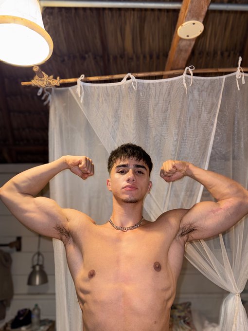 1 pic. Buenos d&iacute;as ❤️&zwj;🔥 https://t.co/aoGB9p2Ewn