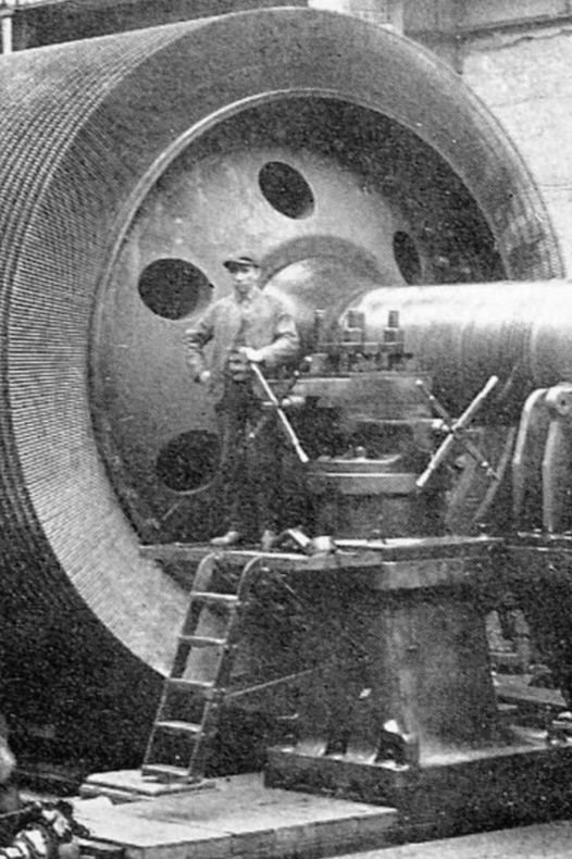 cnc_experts's tweet image. Great machinist vintage photo. Can anyone guess the name of the machine, or year?🤔
Copyright, photo credit: business-case-analysis.com and Solution Matrix Limited