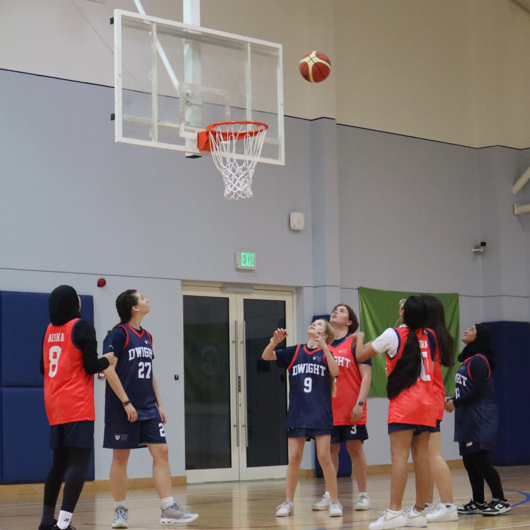 DwightSchoolDXB's tweet image. Our Upper School students had the exciting opportunity to showcase their basketball skills and compete against each other during last week&apos;s thrilling tournament.

#SparkOfGenius #DwightSchoolDubai #IB #DwightDifference
