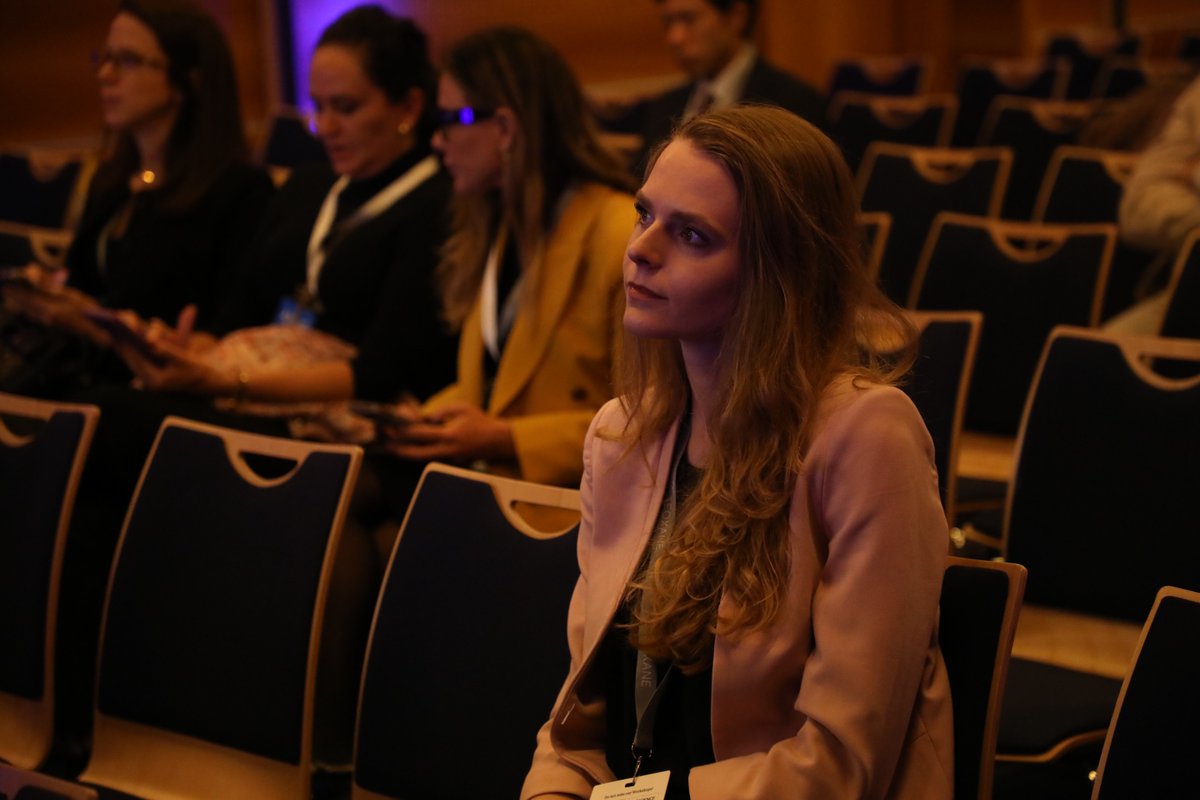 ✨ Hugs, smiles, and unforgettable memories!
#ThrowbackThursday  

💬 Early Bird rates are still available! Save up to 210 euros on your pass. Comment "info" for details in your DMs or check the link in bio.