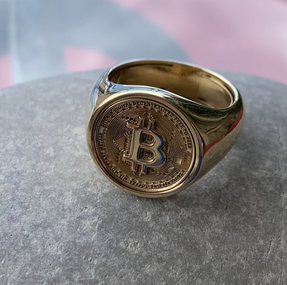 Galileo Protocol Bitcoin $BTC Ring - Yellow Gold ✨ Crafted in 18k yellow  gold, this polished signet ring combines timeless elegance with modern  innovation. Weighing 15.99 grams, it features an exclusive Galileo