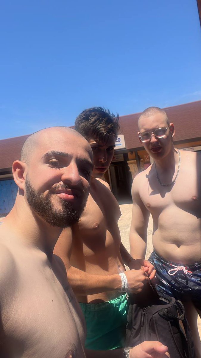 Felicidades Pitbull👨‍🦲🕶️