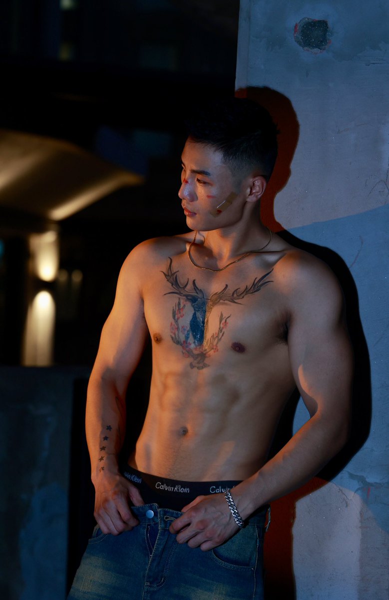 我能想到最浪漫的事，就是和你试遍所有姿势。