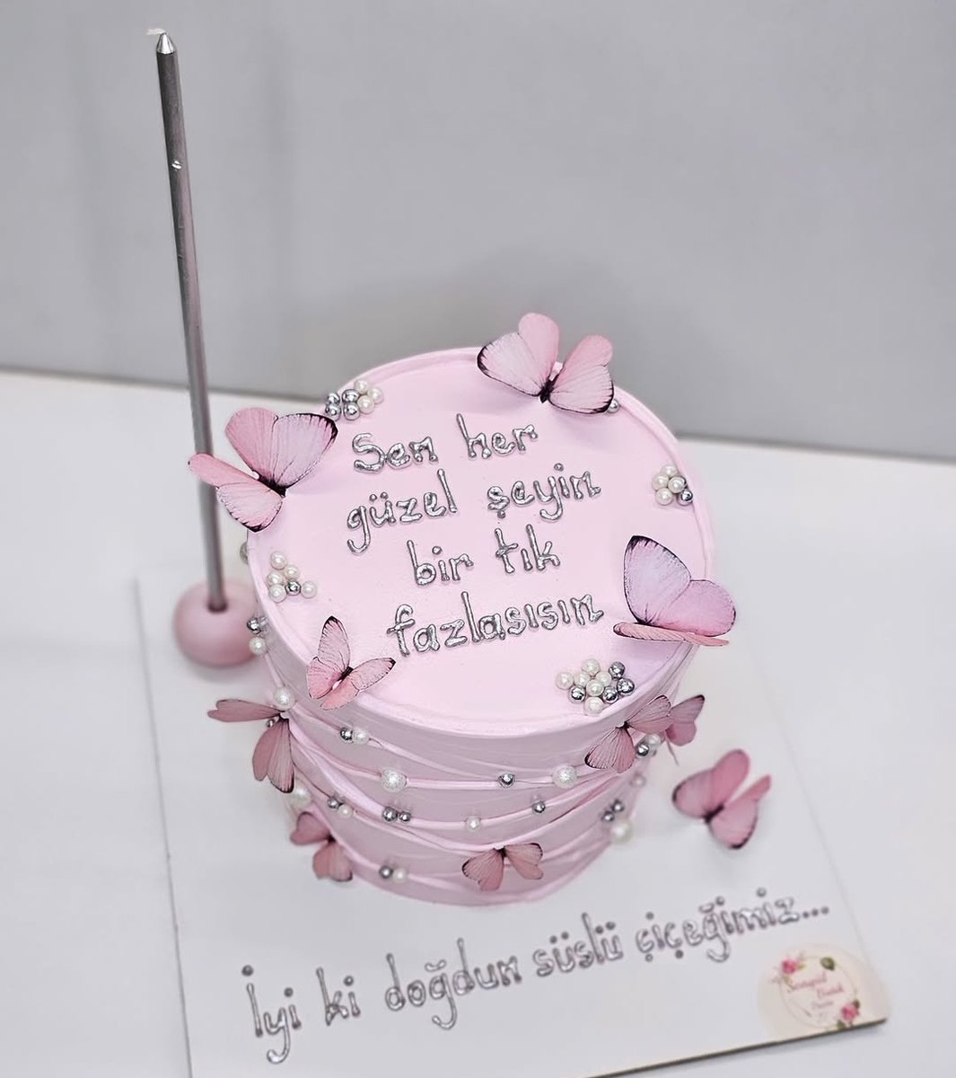 Doğum günümde şöyle bir pasta :(