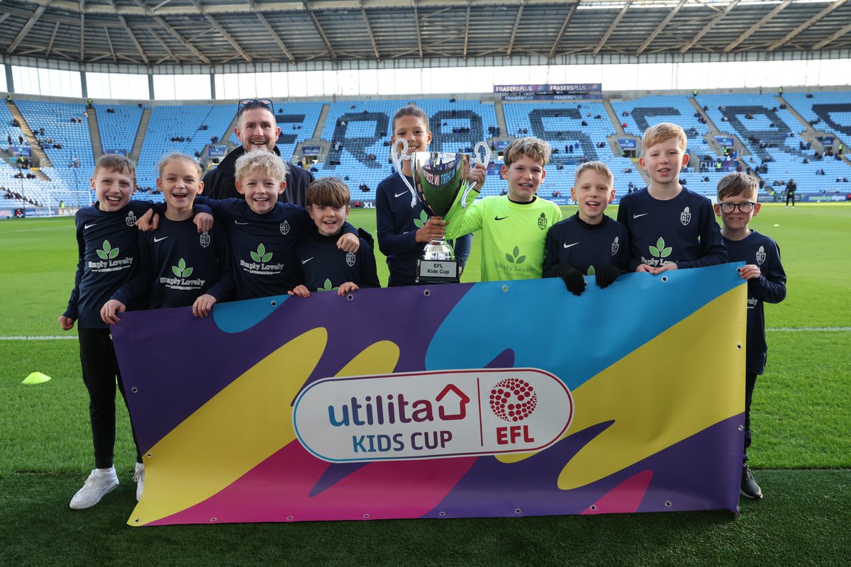 Sky Blues in the Community (@sbitc_ccfc) on Twitter photo 🏆Prior to the Christmas break, we welcomed our winners from our Utilita Girls and Kids Cup for pitchside photos!
🤝 Congratulations to <a href="/SouthamCollege/">Southam College</a> & St Nicholas Primary School (Nuneaton), who will be representing Coventry in the next stage of the tournament.
<a href="/EFL_Community/">EFL in the Community</a> 🏆Prior to the Christmas break, we welcomed our winners from our Utilita Girls and Kids Cup for pitchside photos!
🤝 Congratulations to <a href="/SouthamCollege/">Southam College</a> & St Nicholas Primary School (Nuneaton), who will be representing Coventry in the next stage of the tournament.
<a href="/EFL_Community/">EFL in the Community</a>