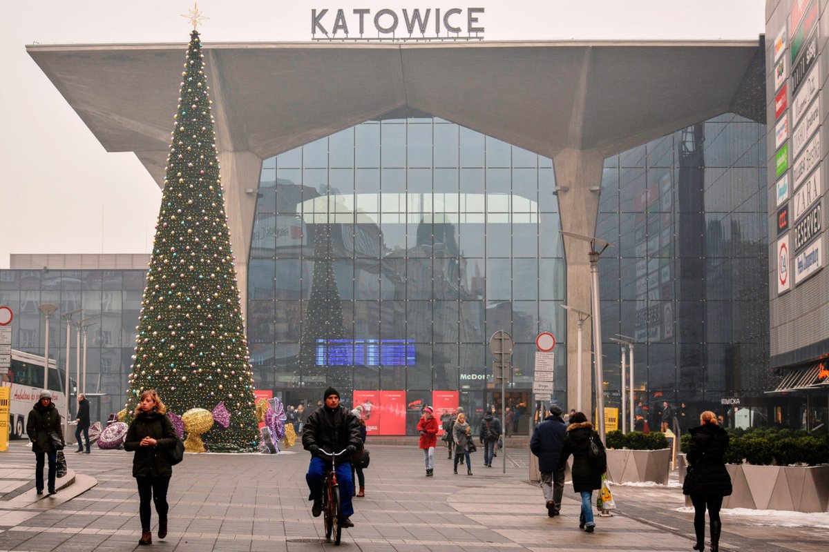 Katowice nie będą jak Paryż i Madryt. Urząd rozwiewa wątpliwości #Katowice infokatowice.pl/2025/01/02/kat…