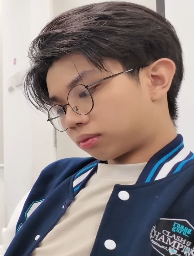 kkbooongg's tweet photo. ADUHH GEMESS BANGETT PIPINYAAAAAA HAHAHAHHAAH #imkevin 🤏🏻🤏🏻🤏🏻 https://t.co/zgp421hLsn