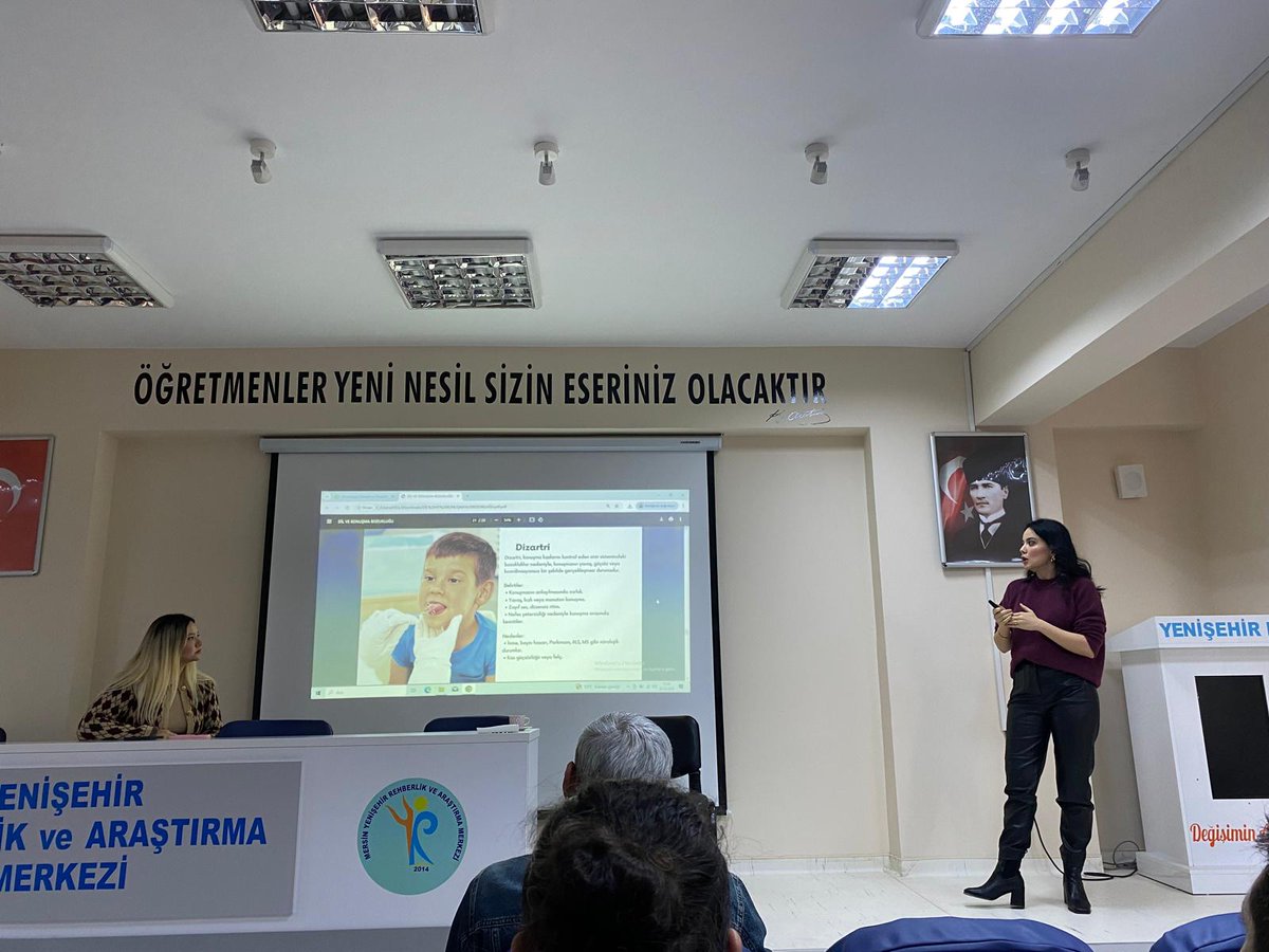 Dil konuşma terapisti Elif Güneş Akgün ve Aybüke Akgün tarafından Rehberlik Araştırma Merkezinde görev yapan özel eğitim öğretmenlerine,   dil konuşma güçlüğü olan çocuklarda tanılama süreçlerine yönelik eğitim verilmiştir. <a href="/fazilet_durmus/">Fazilet Öğretmen 🇹🇷</a> <a href="/hasantpl01/">HASAN TOPAL</a> <a href="/MebOrgm/">Özel Eğitim ve Rehberlik Hiz. Genel Müdürlüğü</a> <a href="/necmidinc/">M.Necmeddin Dinç</a>