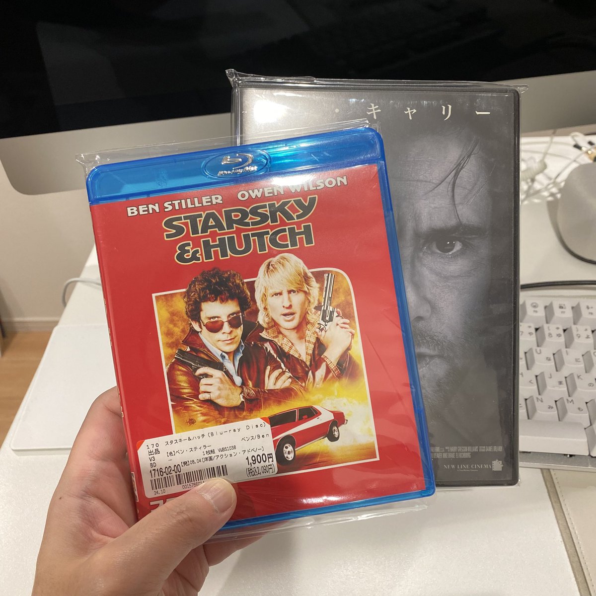 withanyoneelse8's tweet photo. スタスキー&amp;ハッチとジムキャリーのナンバー23を買う https://t.co/oLk3TO5oXs