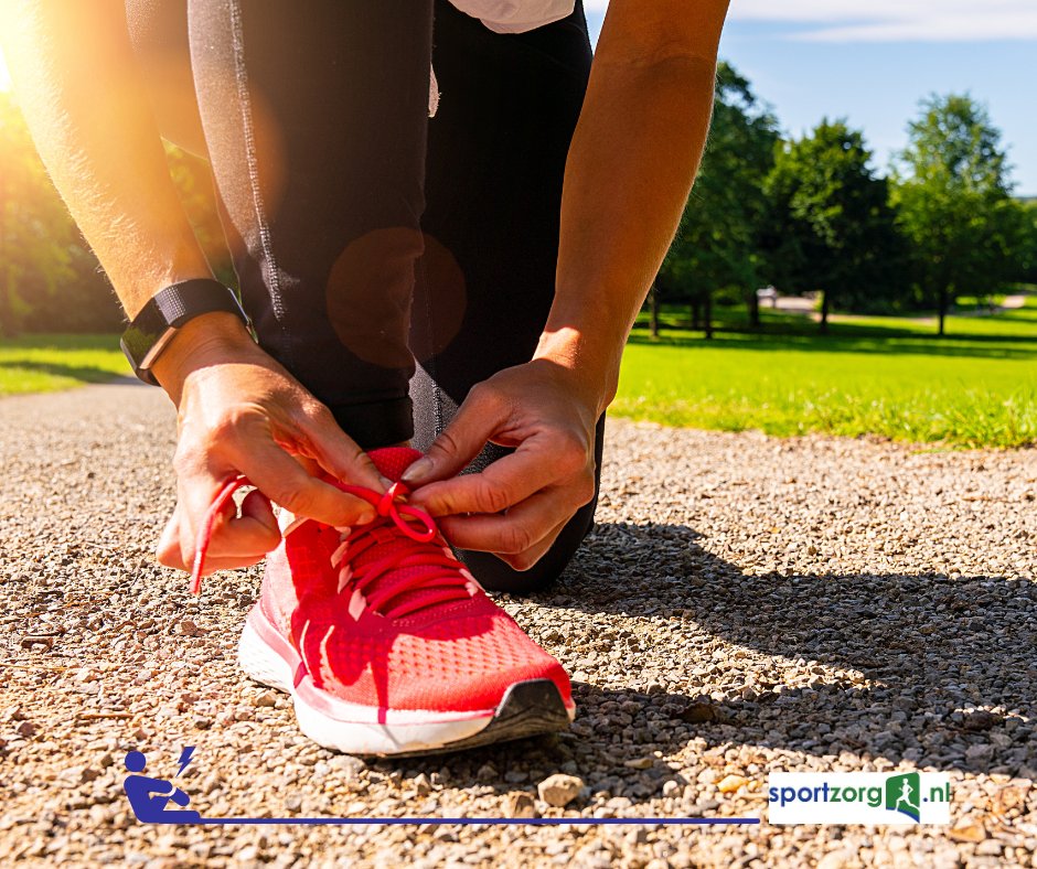 Bewegingswetenschapper Bas van Hooren onderzocht verschillende methoden om hardloopblessures te voorkomen en hardloopprestaties te verbeteren, waaronder het gebruik van slimme zooltjes. Lees hier meer over: bit.ly/4gyvWpS

#GoedeVoornemens #Hardlopen #BlessuresVoorkomen