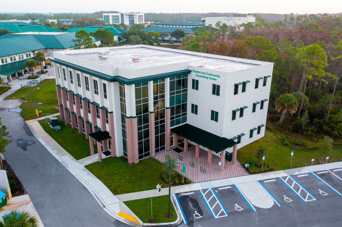 fgcu's tweet photo. Good morning, Eagles! ☀️🦅 #fgcu #sunrise https://t.co/umezDCtjjj