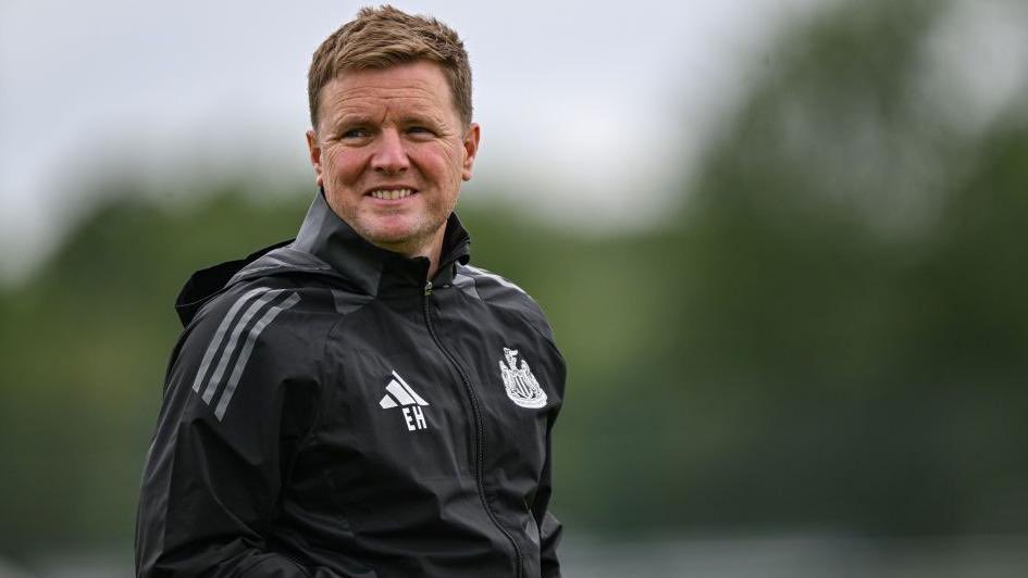 ToonPolls's tweet photo. Vote for Eddie Howe for December’s Premier League Manager of the Month.

Vote and RT! #NUFC

https://t.co/OqKQS90OZ5 https://t.co/hGAwDE8inL