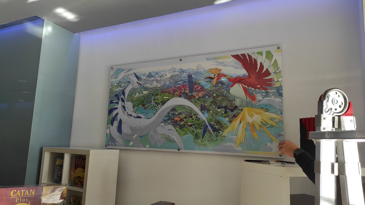 Estamos ultimando detalles para nuestra apertura de mañana a las 16:00!!! Esperemos que os guste la decoración inicial 🥳🥳