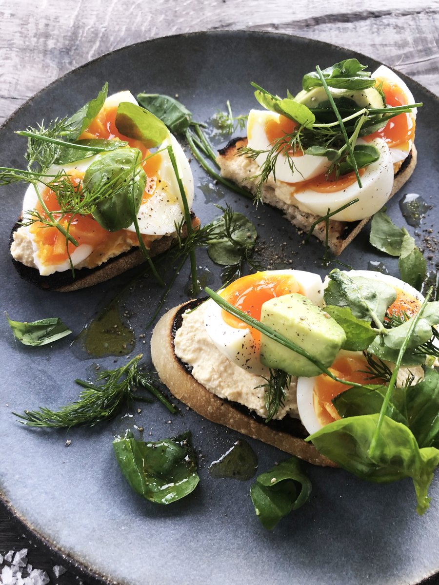 Make 20225 the year of delicious lunches!

🥚 Poached Eggs with Harissa, Spinach, Chickpeas &amp; Lemon Yoghurt
🥚 Classic Spanish Tortilla Omelette
🥚 Rainbow Vegetable Poke Bowl
🥚 Egg, Hummus and Avocado Sourdough Tartine