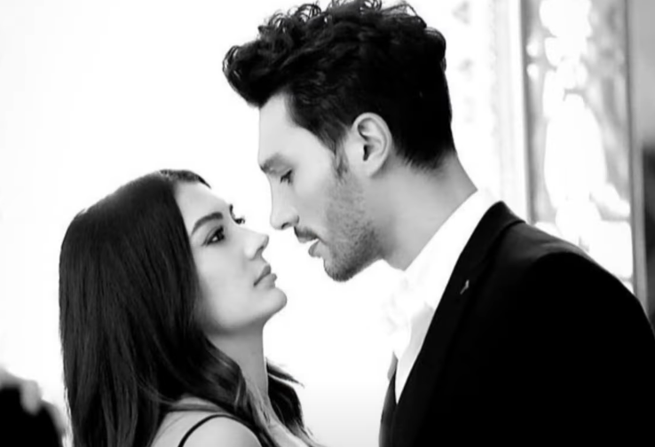taina_vm's tweet photo. Burcu ve Ilhan 🥰 #askmantikintikam https://t.co/5ebkyyqdrI