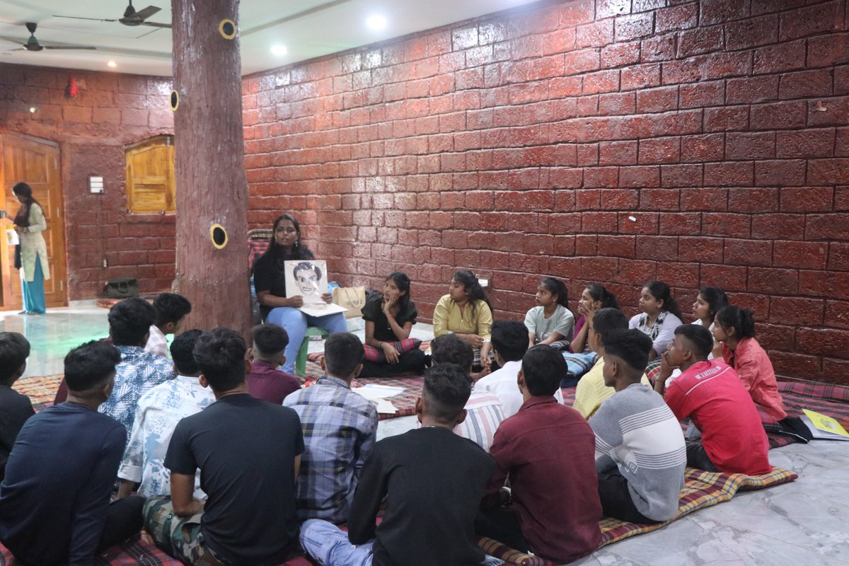 2 day residential camp with youth from #Nomadic #Denotified #Adivasi populations, of 3 Districts &amp; 10 Municipalities/Gram Panchayatareas. 

Explored how as youth leaders can take stands for #gender, #mentalhealth #justice, reflecting, working on our biases, standing with truth
