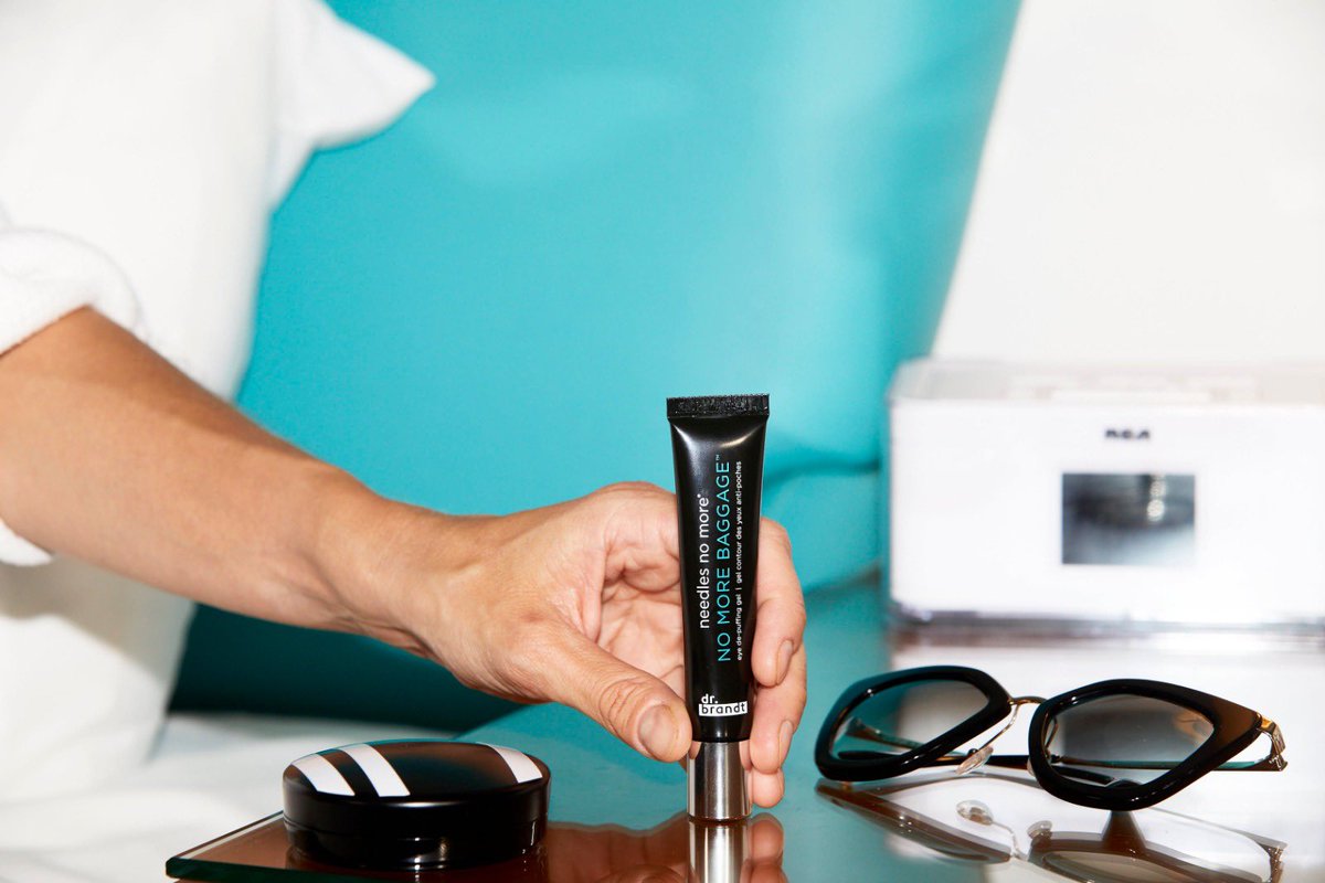 Dr. Brandt Needles No More Baggage ile dakikalar içinde göz çevrenizde mucizevi bir değişim! 🌟 

Anında etkili formülü sayesinde gözleriniz daha canlı ve dinlenmiş görünsün. 💧 

#sevilgüzelliğindünyası #DrBrandt #NoMoreBaggage #SadeceSevilde